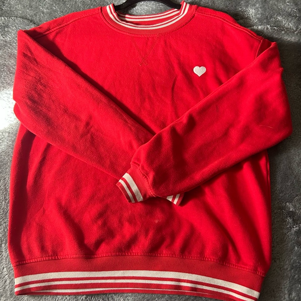 Goodfellow & Co Striped Medium Red/White Long-sleeve Shirt with Heart
